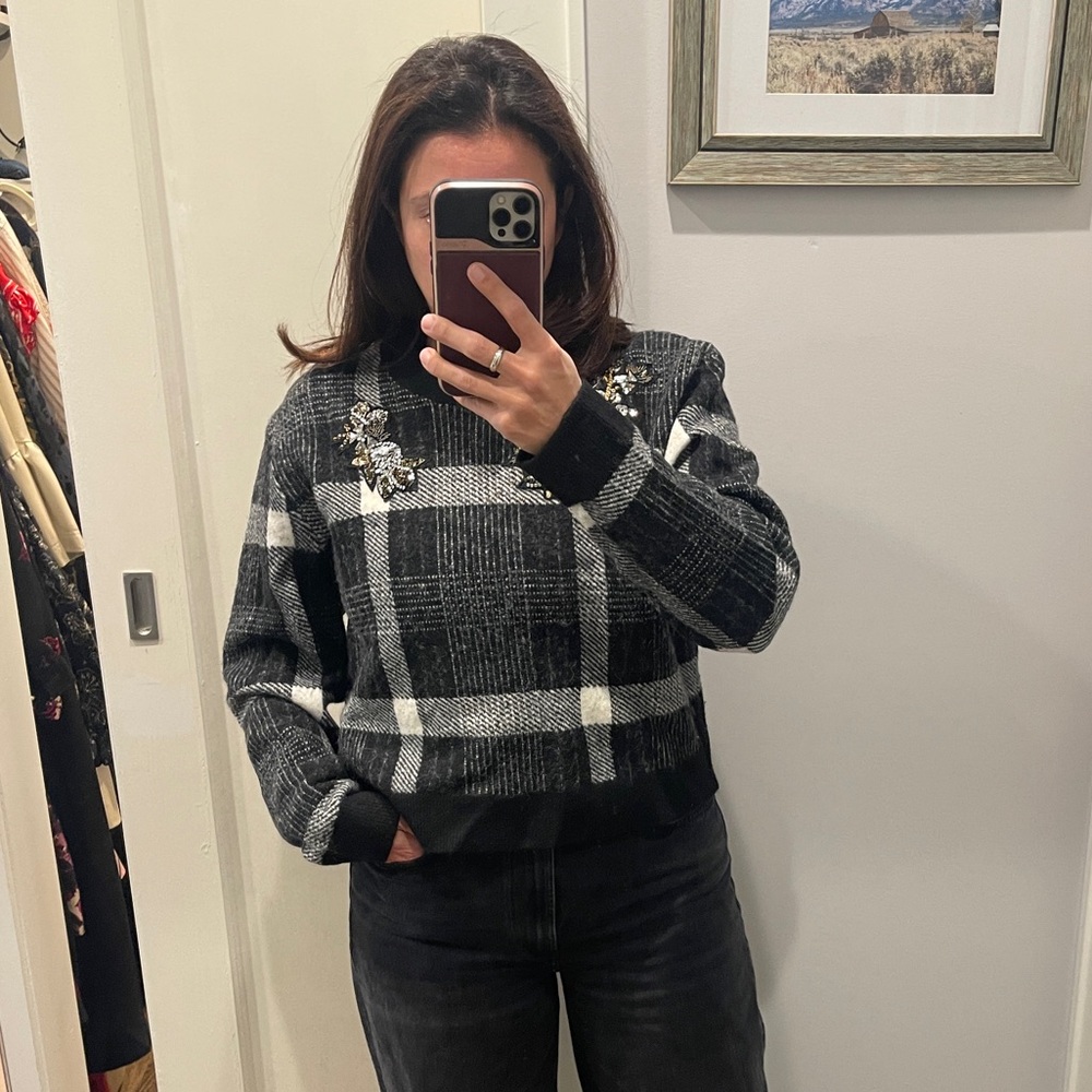 Veronica Beard Winter festive sweater plaid